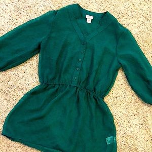 Green mid sleeve blouse